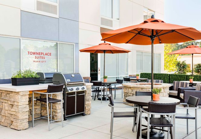 Imagen de los exteriores del Hotel TownePlace Suites by Marriott Gainesville Northwest. Foto 11
