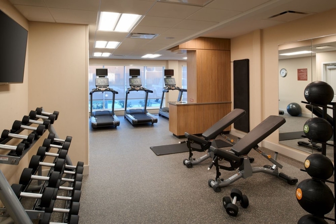 Imagen de los interiores del Hotel TownePlace Suites by Marriott Grand Rapids Airport. Foto 17