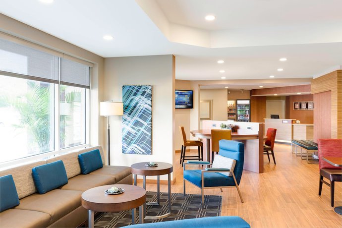 Imagen de los interiores del Hotel TownePlace Suites by Marriott Grand Rapids Wyoming. Foto 5