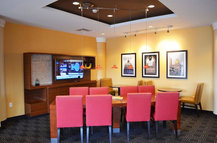 Imagen de los interiores del Hotel TownePlace Suites by Marriott Harrisburg West/Mechanicsburg. Foto 18