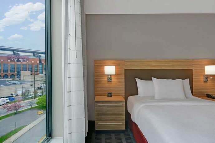 Imagen general del Hotel TownePlace Suites by Marriott Indianapolis Downtown. Foto 16