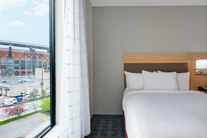 Imagen general del Hotel TownePlace Suites by Marriott Indianapolis Downtown. Foto 19