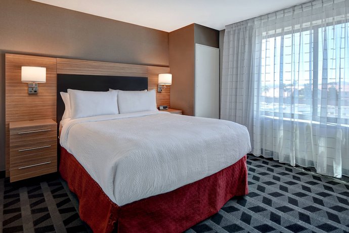 Imagen de la habitación del Hotel TownePlace Suites by Marriott Las Vegas Airport South. Foto 14