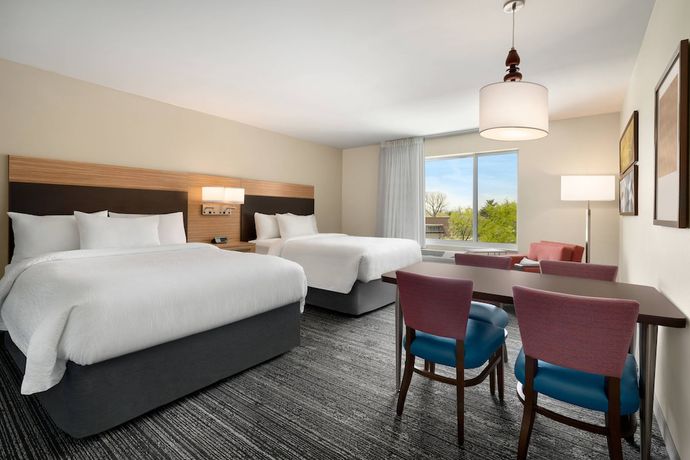 Imagen de la habitación del Hotel TownePlace Suites by Marriott Logan. Foto 6