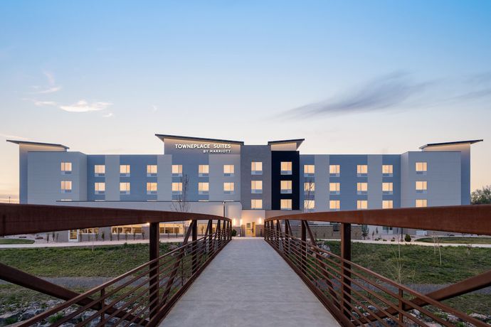Imagen general del Hotel TownePlace Suites by Marriott Logan. Foto 3