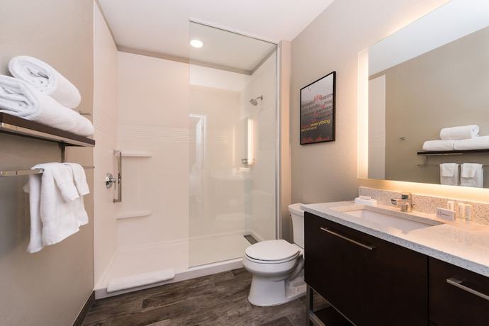 Imagen de la habitación del Hotel TownePlace Suites by Marriott Miami Kendall West. Foto 7