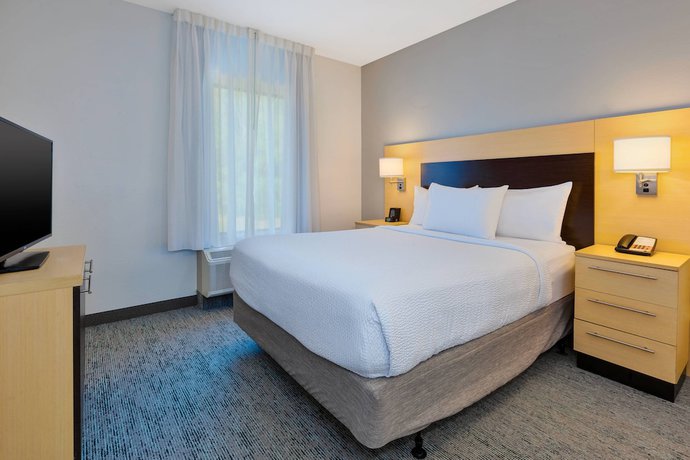 Imagen de la habitación del Hotel TownePlace Suites by Marriott Nashville Airport. Foto 6