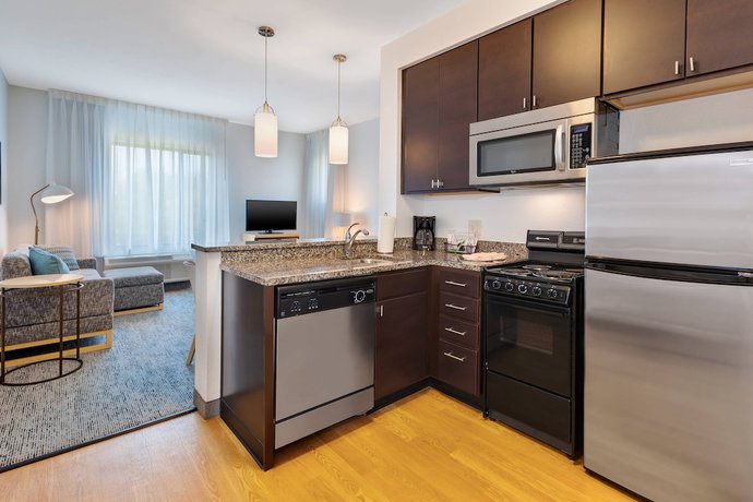 Imagen de la habitación del Hotel TownePlace Suites by Marriott Nashville Airport. Foto 10