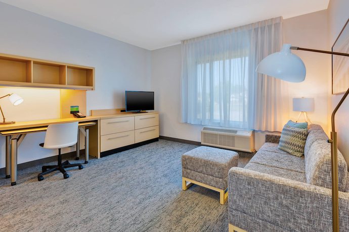 Imagen de la habitación del Hotel TownePlace Suites by Marriott Nashville Airport. Foto 16