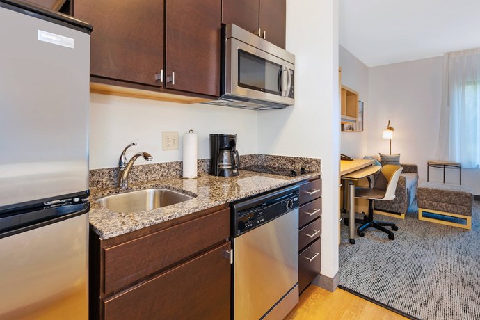 Imagen de la habitación del Hotel TownePlace Suites by Marriott Nashville Airport. Foto 17