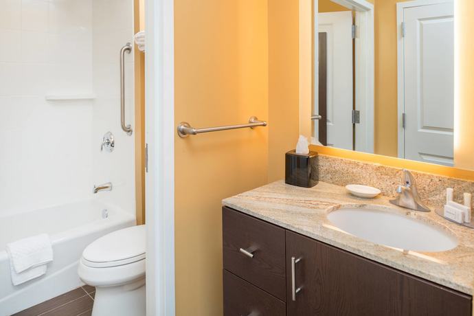 Imagen de la habitación del Hotel TownePlace Suites by Marriott New Hartford. Foto 2