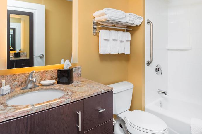 Imagen de la habitación del Hotel TownePlace Suites by Marriott New Hartford. Foto 16