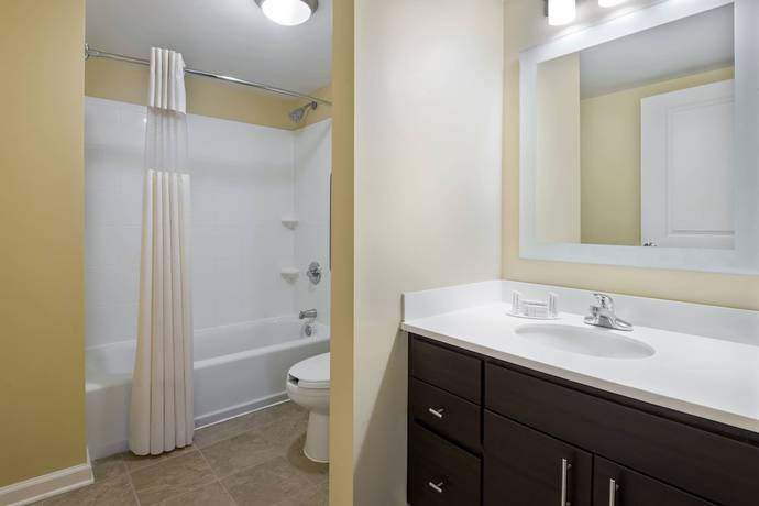 Imagen de la habitación del Hotel TownePlace Suites by Marriott Pensacola. Foto 6