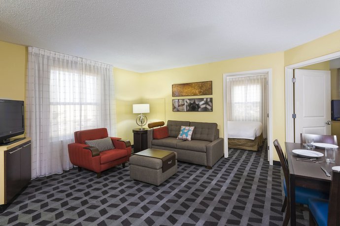 Imagen de la habitación del Hotel TownePlace Suites by Marriott Pensacola. Foto 8