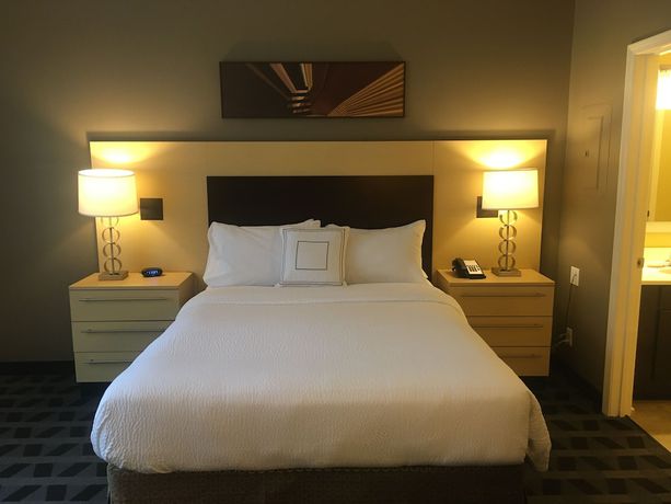Imagen de la habitación del Hotel TownePlace Suites by Marriott Pensacola. Foto 11