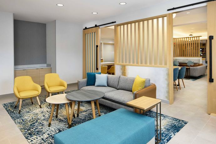 Imagen de los interiores del Hotel TownePlace Suites by Marriott Plant City. Foto 17