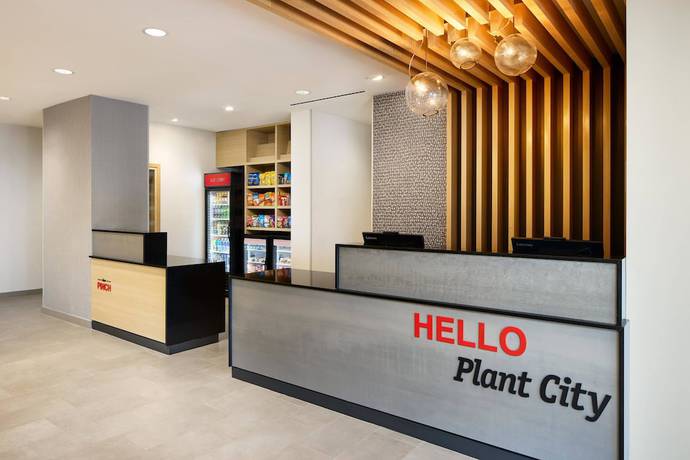 Imagen de los interiores del Hotel TownePlace Suites by Marriott Plant City. Foto 20