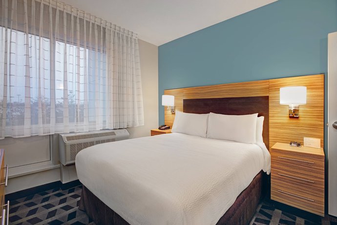 Imagen de la habitación del Hotel TownePlace Suites by Marriott Potomac Mills Woodbridge. Foto 13