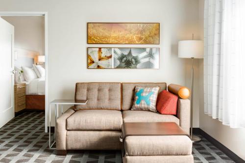 Imagen de la habitación del Hotel TownePlace Suites by Marriott Raleigh Durham Airport Morrisville. Foto 15