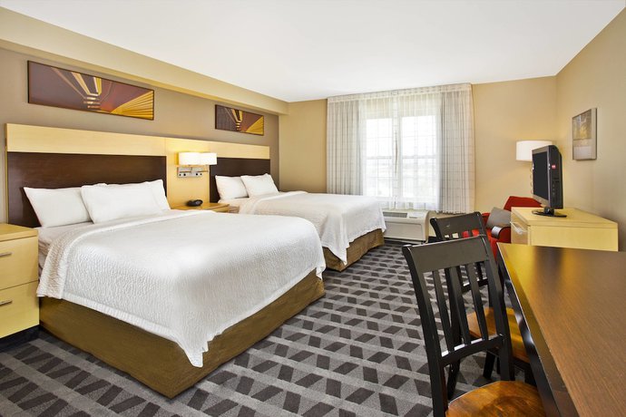 Imagen de la habitación del Hotel TownePlace Suites by Marriott Republic Airport Long Island. Foto 5