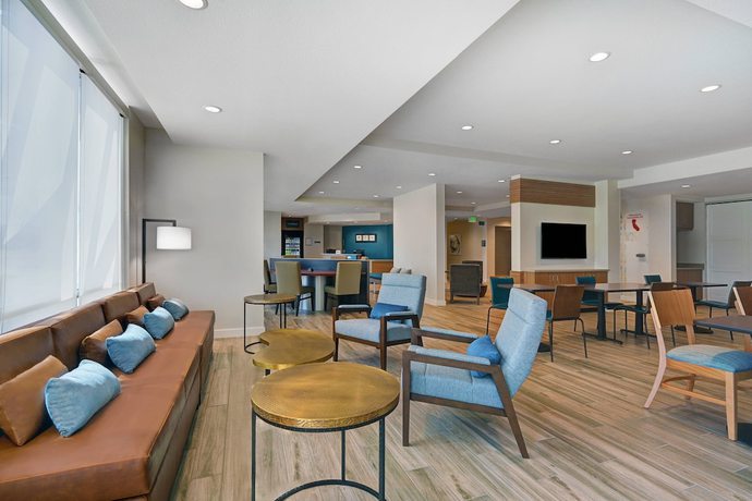 Imagen de los interiores del Hotel TownePlace Suites by Marriott Sacramento Airport Natomas. Foto 19