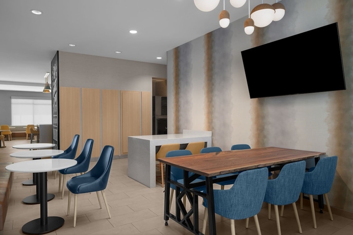 Imagen del bar/restaurante del Hotel TownePlace Suites by Marriott Sacramento Rancho Cordova. Foto 3