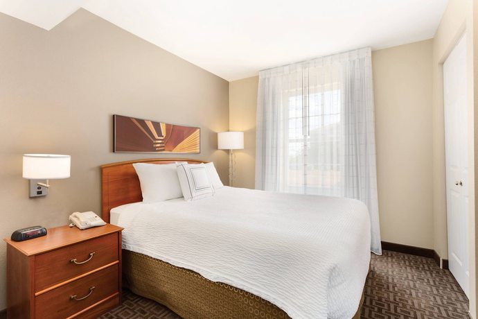 Imagen de la habitación del Hotel TownePlace Suites by Marriott Salt Lake City Layton. Foto 8