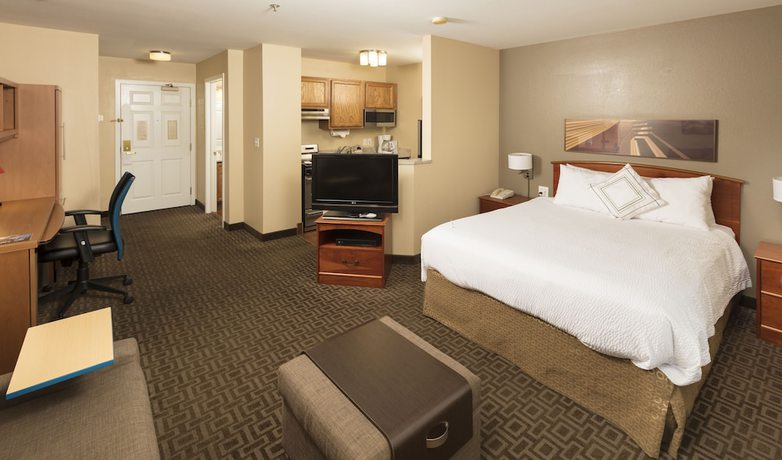 Imagen de la habitación del Hotel TownePlace Suites by Marriott Salt Lake City Layton. Foto 12