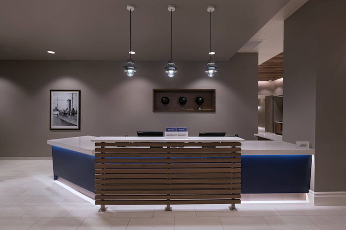 Imagen de los interiores del Hotel TownePlace Suites by Marriott San Diego Airport/Liberty Station. Foto 18