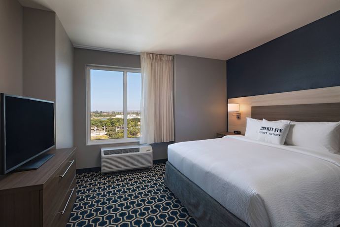 Imagen de la habitación del Hotel TownePlace Suites by Marriott San Diego Airport/Liberty Station. Foto 7