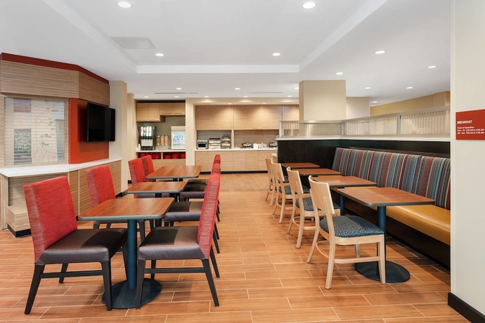 Imagen del bar/restaurante del Hotel TownePlace Suites by Marriott Titusville Kennedy Space Center. Foto 4
