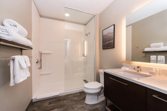 Imagen de la habitación del Hotel TownePlace Suites by Marriott Venice. Foto 7