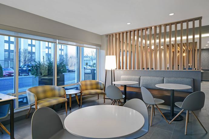 Imagen de los interiores del Hotel TownePlace Suites by Marriott Westport. Foto 19