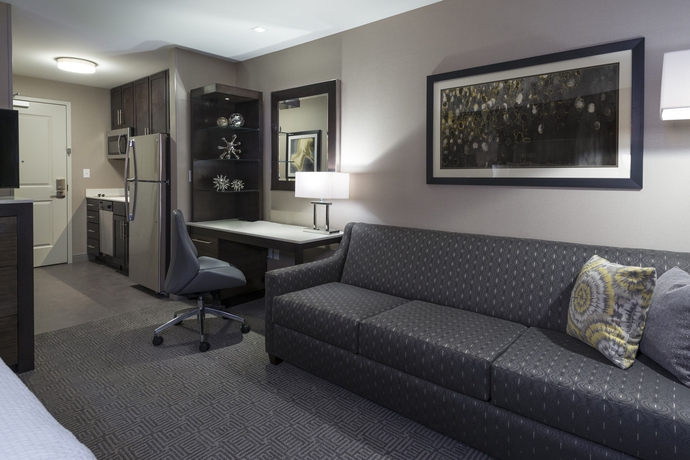 Imagen de los interiores del Hotel Towneplace Suites Boston Logan Airport/chelsea. Foto 10