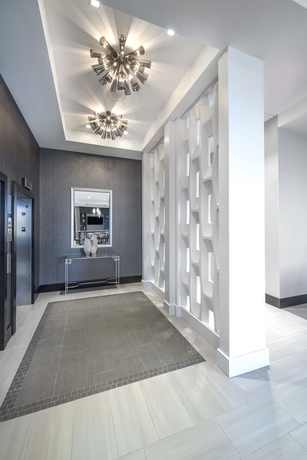 Imagen de los interiores del Hotel Towneplace Suites Boston Logan Airport/chelsea. Foto 13