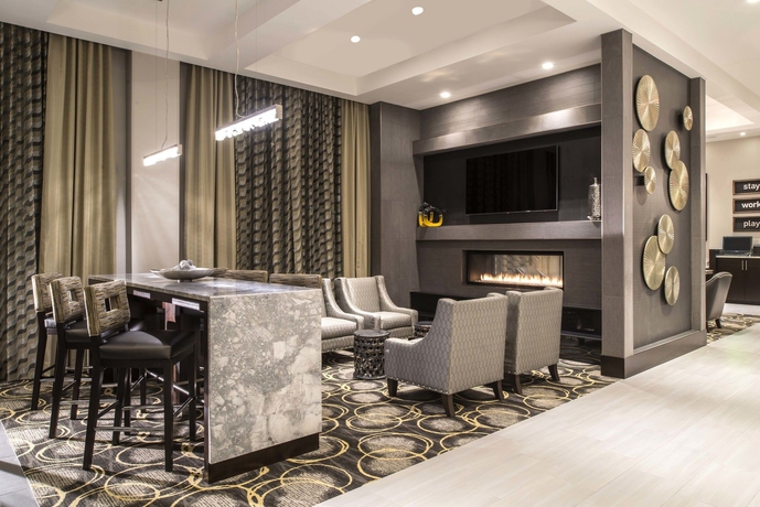 Imagen de los interiores del Hotel Towneplace Suites Boston Logan Airport/chelsea. Foto 16