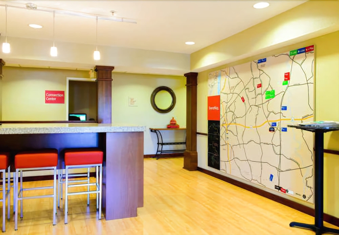 Imagen de los interiores del Hotel Towneplace Suites Bowie Town Center. Foto 16