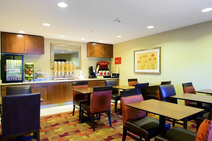 Imagen del bar/restaurante del Hotel Towneplace Suites Bowie Town Center. Foto 4