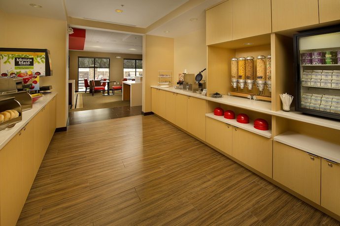 Imagen del bar/restaurante del Hotel Towneplace Suites Bridgeport Clarksburg. Foto 2