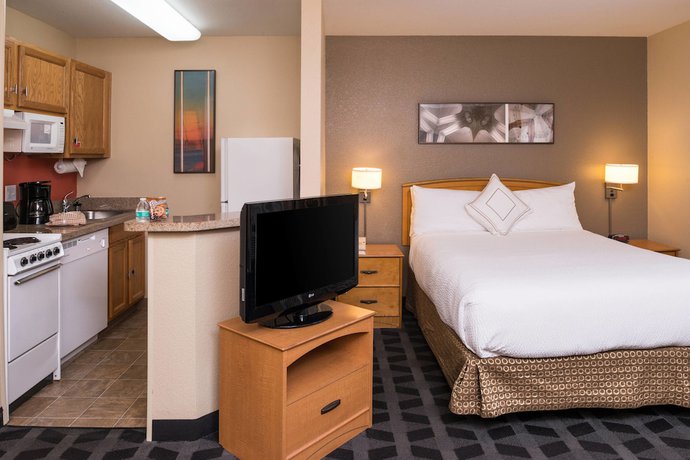 Imagen de la habitación del Hotel Towneplace Suites By Marriott Anaheim Maingate Near Angel Stadium. Foto 2