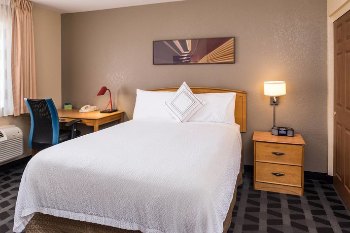 Imagen de la habitación del Hotel Towneplace Suites By Marriott Anaheim Maingate Near Angel Stadium. Foto 7
