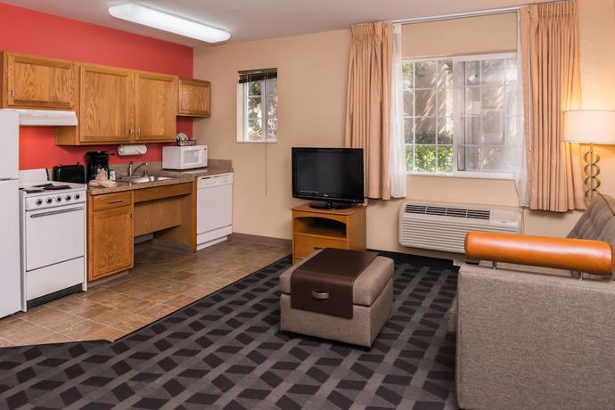 Imagen de la habitación del Hotel Towneplace Suites By Marriott Anaheim Maingate Near Angel Stadium. Foto 15