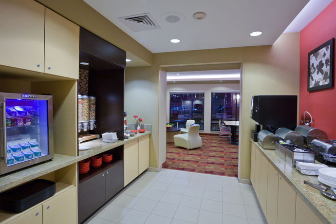 Imagen de la habitación del Hotel Towneplace Suites By Marriott Ann Arbor. Foto 9