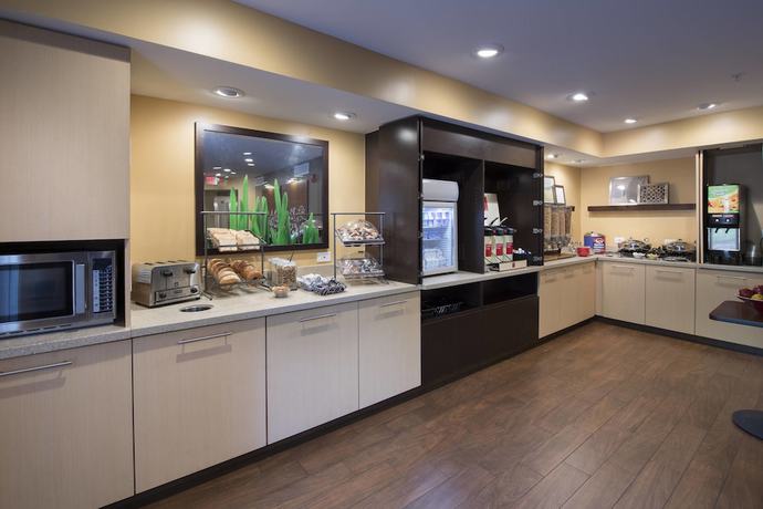 Imagen de los interiores del Hotel Towneplace Suites By Marriott Atlanta Alpharetta. Foto 11