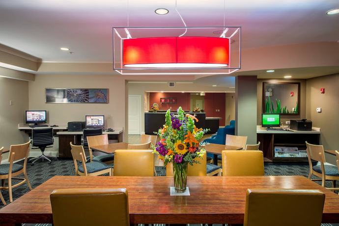 Imagen de los interiores del Hotel Towneplace Suites By Marriott Baltimore Bwi Airport. Foto 18