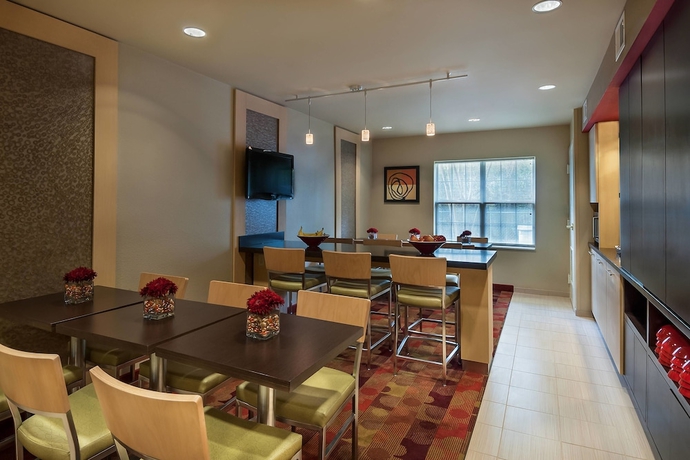 Imagen del bar/restaurante del Hotel Towneplace Suites By Marriott Baton Rouge South. Foto 6