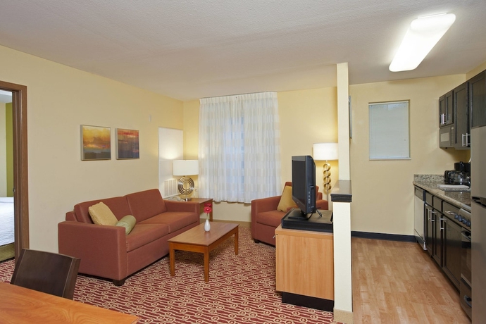 Imagen de la habitación del Hotel Towneplace Suites By Marriott Bloomington. Foto 4