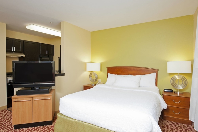 Imagen de la habitación del Hotel Towneplace Suites By Marriott Bloomington. Foto 8