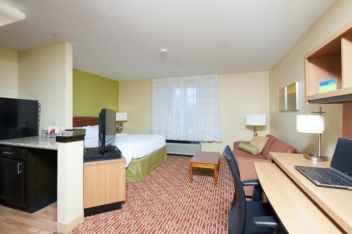 Imagen de la habitación del Hotel Towneplace Suites By Marriott Bloomington. Foto 9