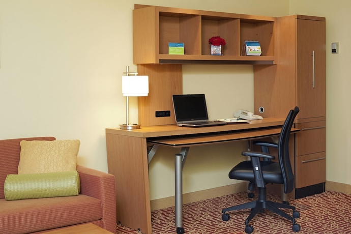 Imagen de la habitación del Hotel Towneplace Suites By Marriott Bloomington. Foto 12